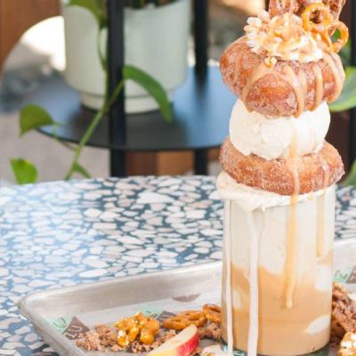Holiday Treats - Ruze Cake House - Header