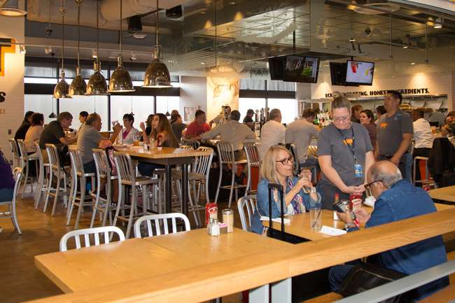 Our Favorite Phoenix Sky Harbor Airport Restaurants The Official Travel Guide For Scottsdale Arizona