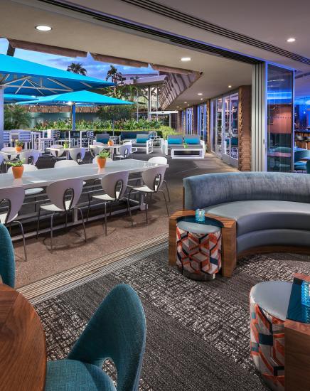 ZuZu Lounge at Hotel Valley Ho