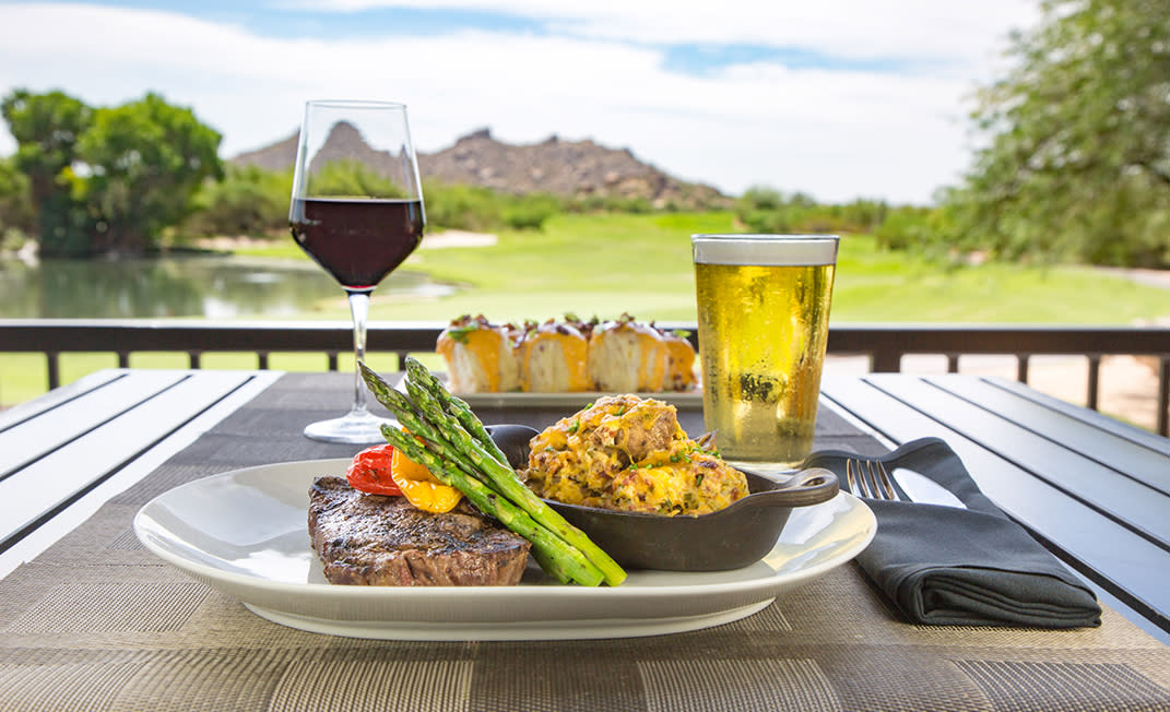 Clubhouse Cuisines - Scottsdale's 10th Hole - body