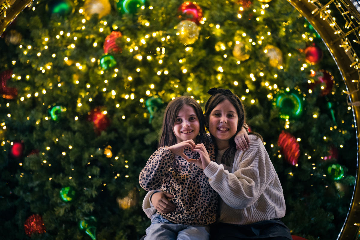 Kids celebrating holidays at Scottsdazzle in Scottsdale Arizona
