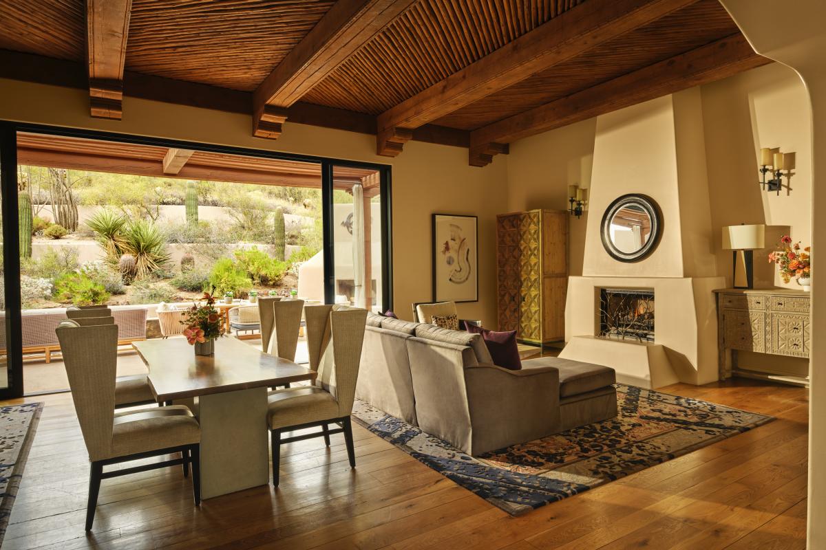 Living room of the Pinnacle Luxury Suite at Four Seasons