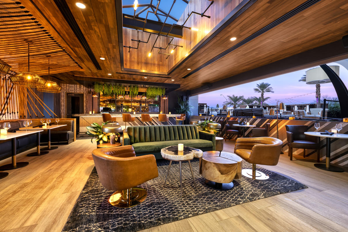 4 Best Rooftop Bars In Scottsdale (2024 Guide)