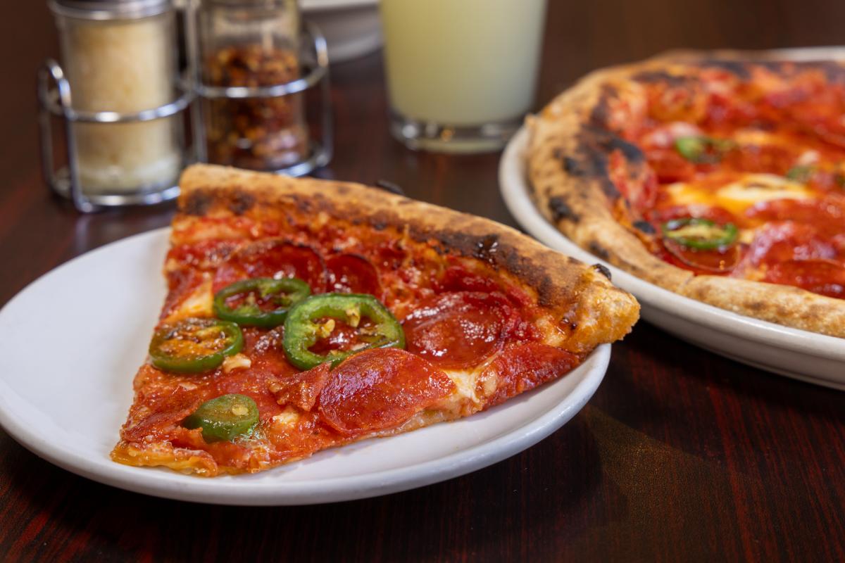 Craft 64 Honey Bee Pizza