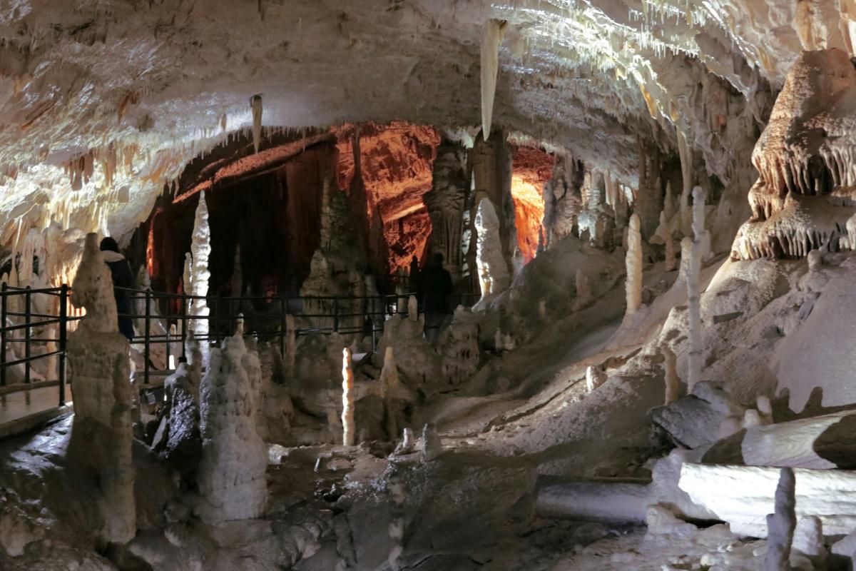 kartchner caverns (stock image)
