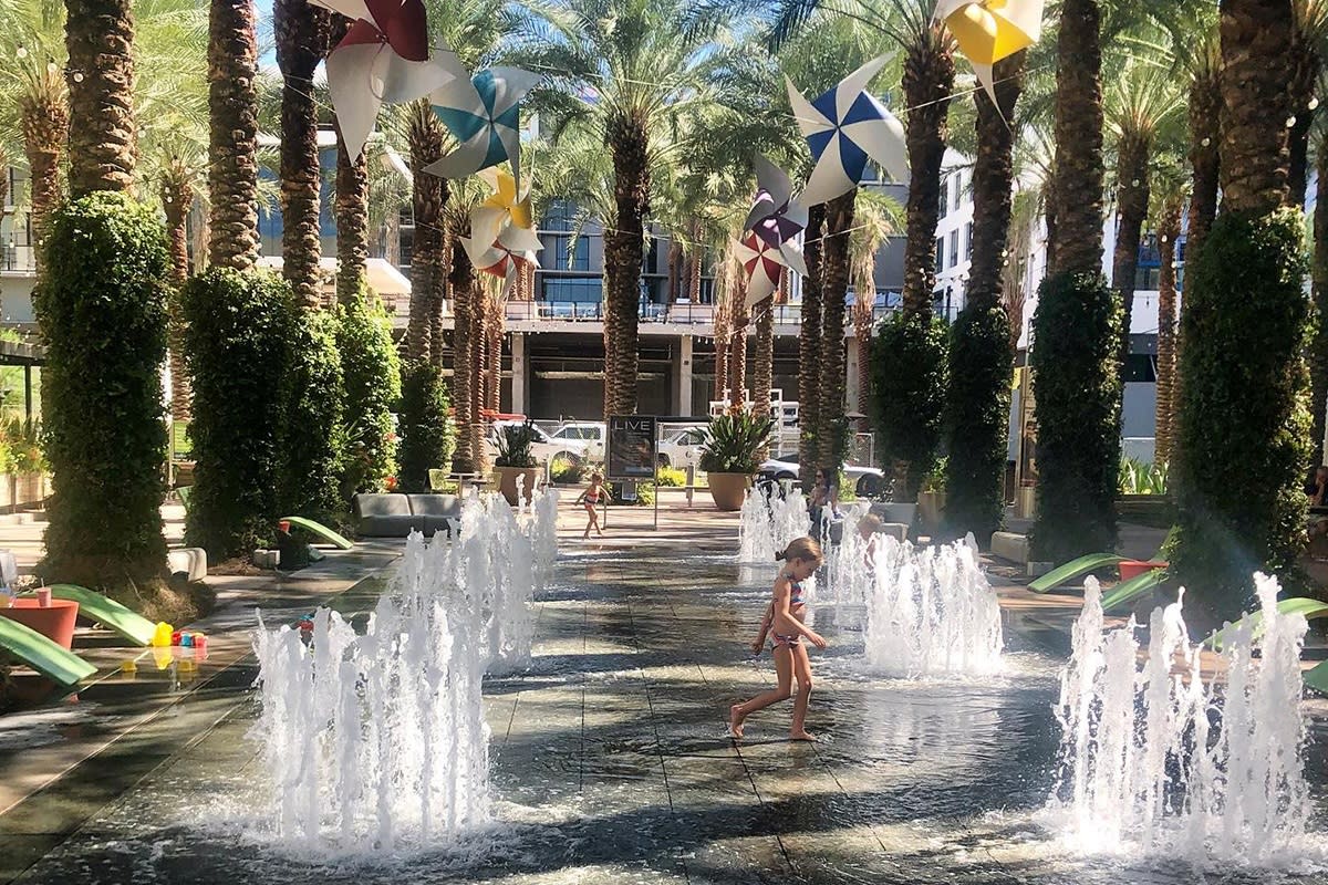 Scottsdale Quarter Splash Pad