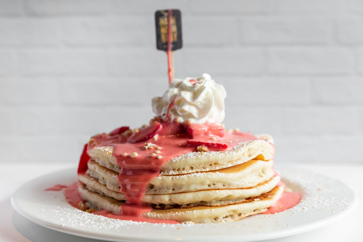 Hash Kitchen Strawberry Pancakes