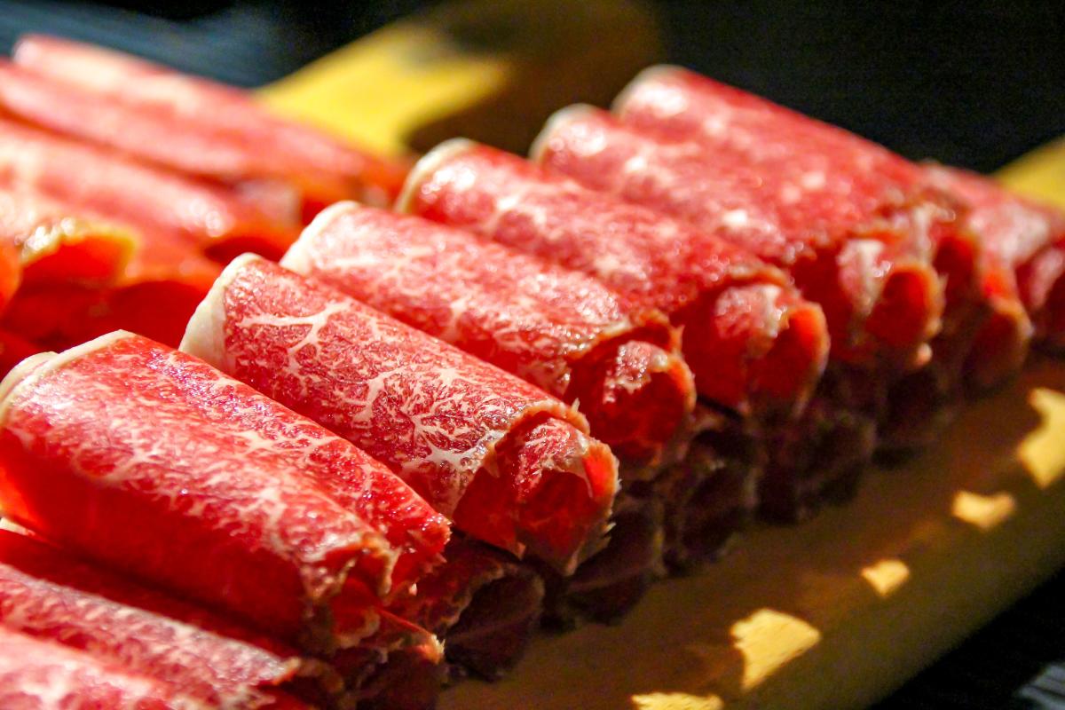 Beef sashimi_Unsplash
